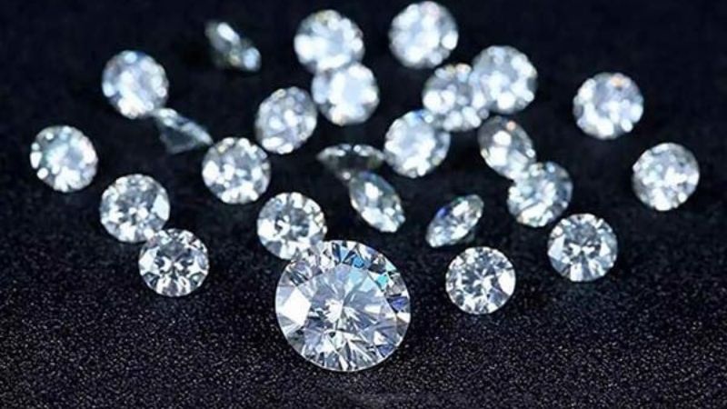 Đá Moissanite