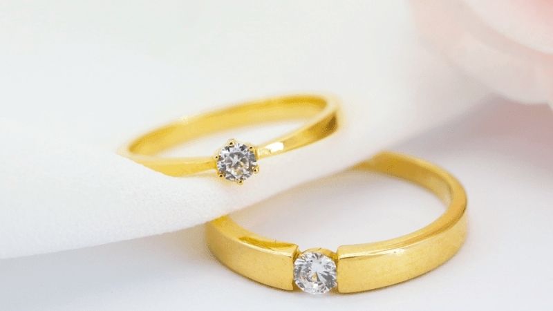 nhẫn cưới bằng vàng