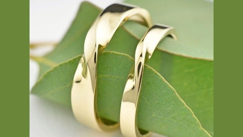 cặp nhẫn cưới vàng tây