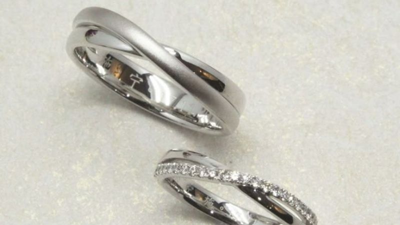 nhẫn cưới vàng trắng 18k